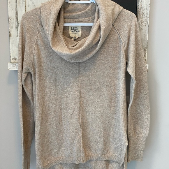 Between Me & You Sweater - Picture 4 of 5